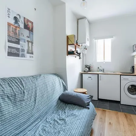 Charmant Studio 17e Daire Paris